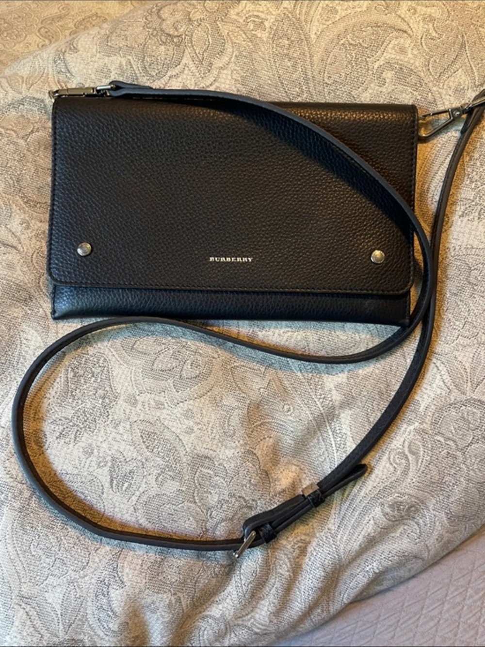 Burberry Black Pebbled Leather Crossbody Wallet Bag